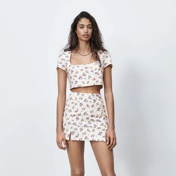 ZARA linen blend floral print cropped top size medium - Picture 3 of 13